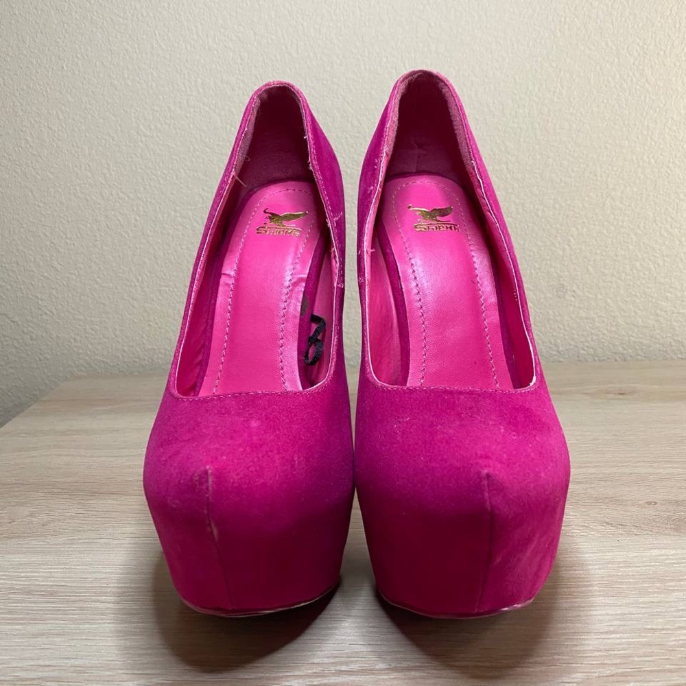 Sheikh Pink Faux Suede Platform Pumps